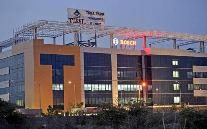 Hotel Tidel Park Coimbatore Exteriör bild